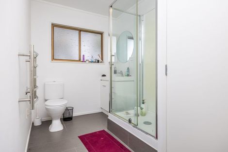 Photo of property in 1d/88 Aroha Avenue, Sandringham, Auckland, 1025