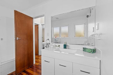 Photo of property in 5 Hatton Road, Orewa, 0931