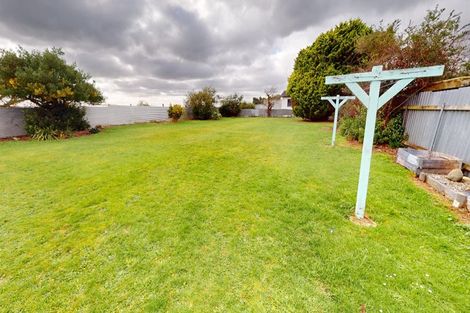 Photo of property in 42 Kimberley Grove, Westbrook, Palmerston North, 4412
