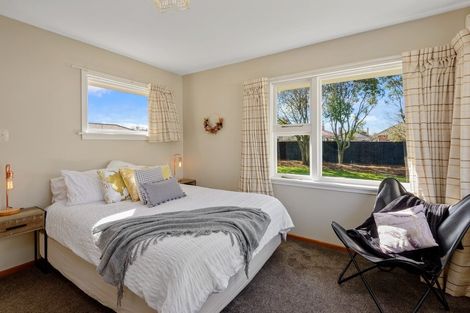 Photo of property in 10 Bellina Place, Broomfield, Christchurch, 8042