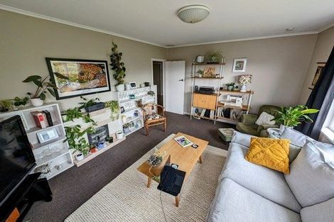 Photo of property in 92 Karepa Street, Brooklyn, Wellington, 6021