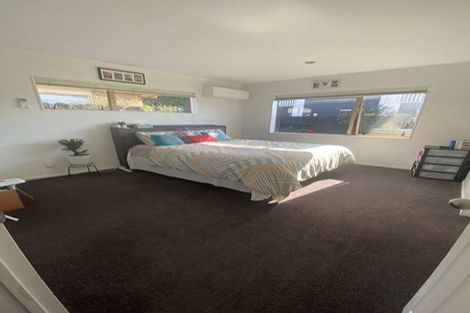 Photo of property in 15 Carlas Way, Ranui, Auckland, 0612
