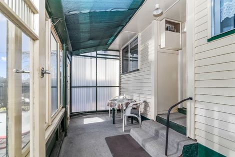 Photo of property in 24 Cochrane Street, Fairy Springs, Rotorua, 3015