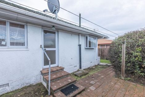 Photo of property in 406 Main North Road, Redwood, Christchurch, 8051