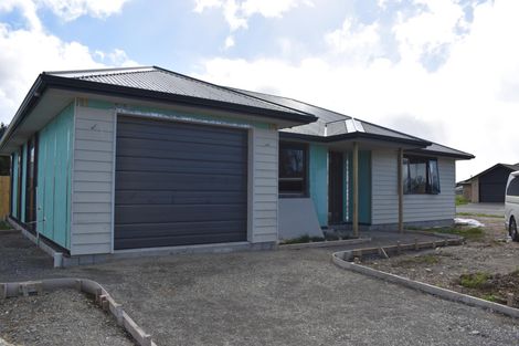 Photo of property in 3 Hereford Drive, Carterton, 5713