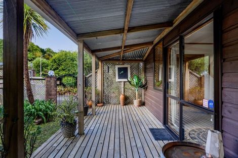 Photo of property in 20 Heaphy Street, Westown, New Plymouth, 4310