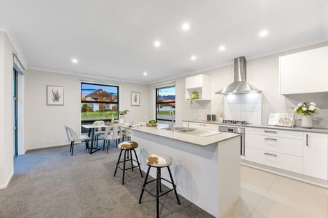 Photo of property in 81 Manuel Road, Silverdale, 0932