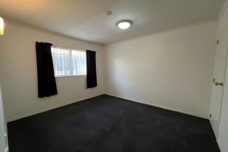 Photo of property in 2/28 Third Avenue, Tauranga, 3110