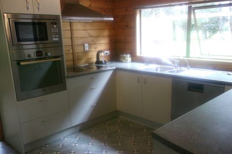 Photo of property in 87 Carnoustie Drive, Wattle Downs, Auckland, 2103