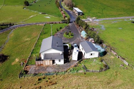 Photo of property in 114 Glengarry Road, Dannevirke, 4978