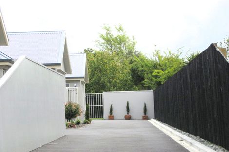 Photo of property in 2/383 Ilam Road, Bryndwr, Christchurch, 8053