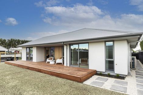 Photo of property in 12 Elsie Lange Way, Casebrook, Christchurch, 8051