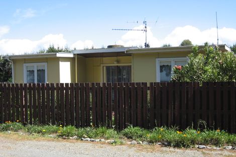 Photo of property in 14 Chamberlain Avenue, Amberley, 7481