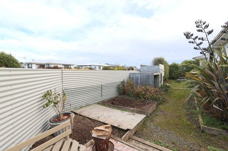 Photo of property in 2 Dundee Street, Strathern, Invercargill, 9812