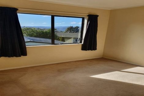 Photo of property in 2/31 Camellia Terrace, Maungaraki, Lower Hutt, 5010