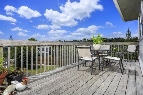 Photo of property in 3 Intrepid Place, Torbay, Auckland, 0630