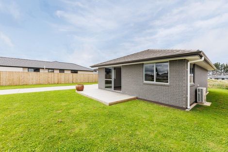 Photo of property in 35 Oldfield Lane, Marton, 4710