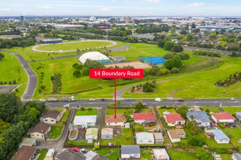 Photo of property in 14 Boundary Road, Clover Park, Auckland, 2019
