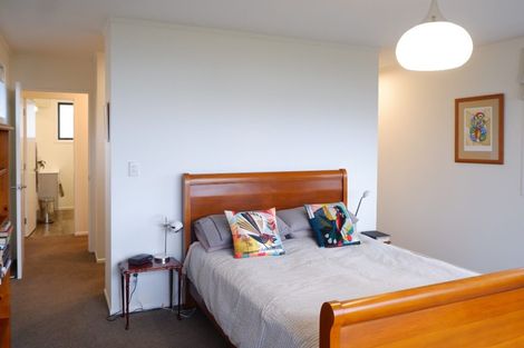 Photo of property in 30 Stanhope Grove, Korokoro, Lower Hutt, 5012