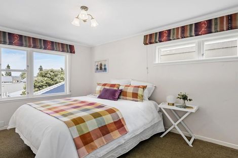Photo of property in 107-109 Muritai Road, Eastbourne, Lower Hutt, 5013