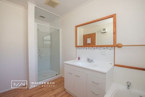 Photo of property in 10 Pioneer Grove, Silverstream, Upper Hutt, 5019