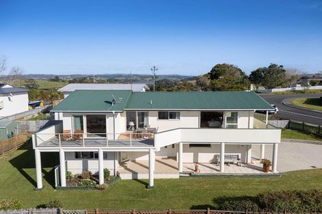 Photo of property in 4 Mariners Grove, Algies Bay, Warkworth, 0920