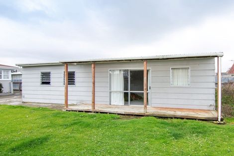 Photo of property in 17 Alexander Street, Awapuni, Palmerston North, 4412