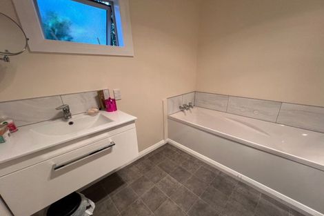 Photo of property in 19 Karamu Avenue, Takaro, Palmerston North, 4410