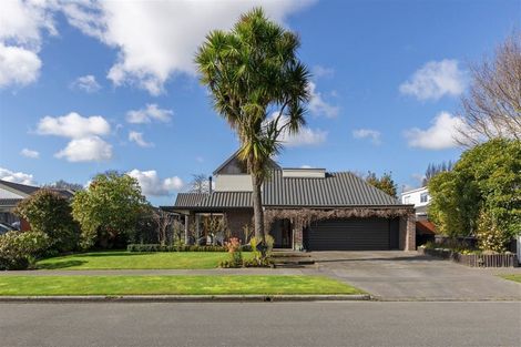 Photo of property in 4 Godfrey Place, Ilam, Christchurch, 8041