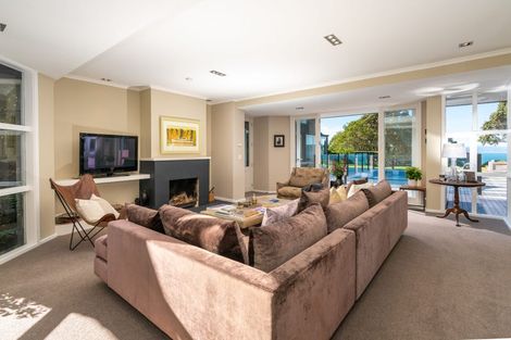 Photo of property in 34 Seatoun Heights Road, Seatoun, Wellington, 6022
