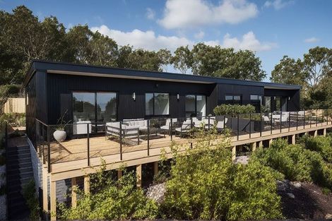 Photo of property in 16 Hastings Grove, Wainuiomata, Lower Hutt, 5014