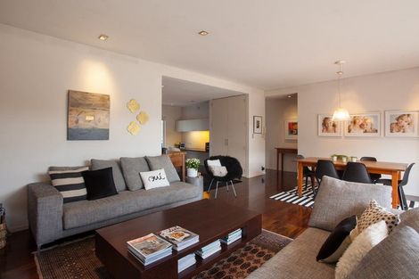 Photo of property in 8 Weona Place, Westmere, Auckland, 1022