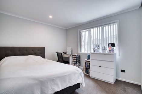 Photo of property in 5 Wairepo Street, Takanini, 2112