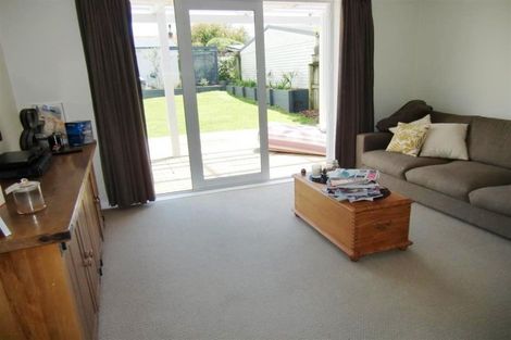 Photo of property in 20 Fitzroy Road, Fitzroy, New Plymouth, 4312