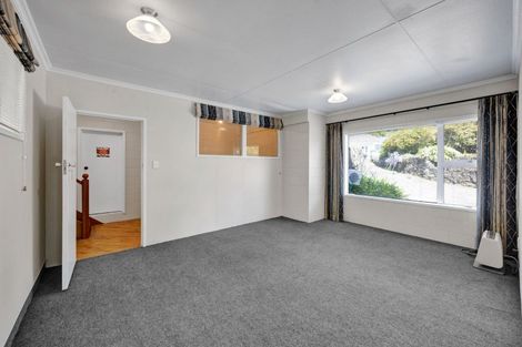 Photo of property in 11-13 Miro Street, Merrilands, New Plymouth, 4312