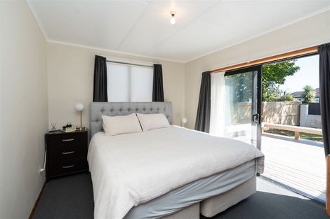 Photo of property in 42 Montgomery Crescent, Bader, Hamilton, 3206