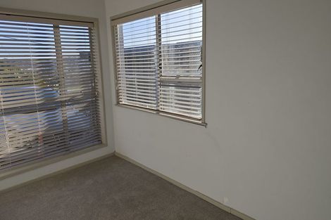Photo of property in 35 Melandra Road, Stanmore Bay, Whangaparaoa, 0932
