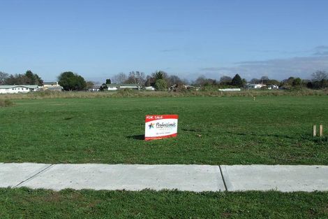 Photo of property in 23 Armstrong Avenue, Carterton, 5713