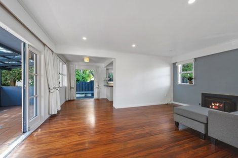 Photo of property in 29a Auld Street, Torbay, Auckland, 0630