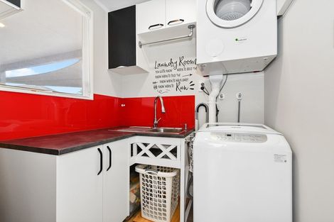 Photo of property in 25 Elmwood Crescent, Pukete, Hamilton, 3200