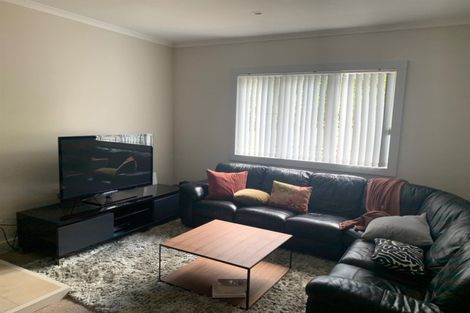 Photo of property in 665 Swanson Road, Swanson, Auckland, 0612