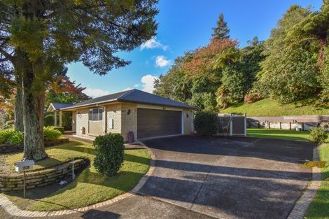 Photo of property in 86c Kawaha Point Road, Kawaha Point, Rotorua, 3010