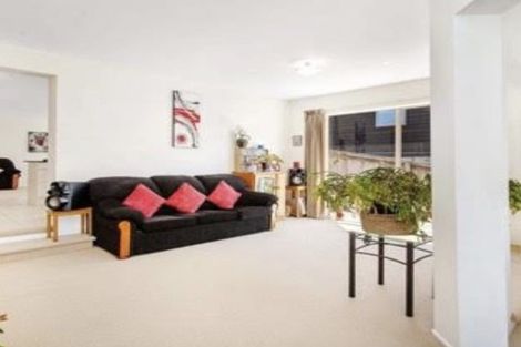 Photo of property in 9 Tararua Close, Aotea, Porirua, 5024