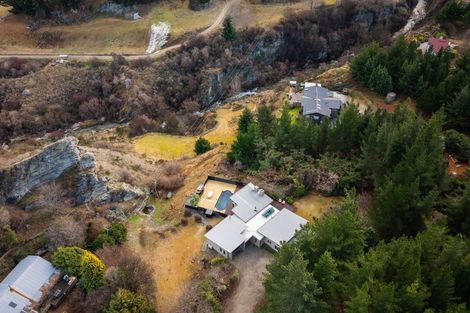 Photo of property in 1 Rapley Close, Arrow Junction, Queenstown, 9371