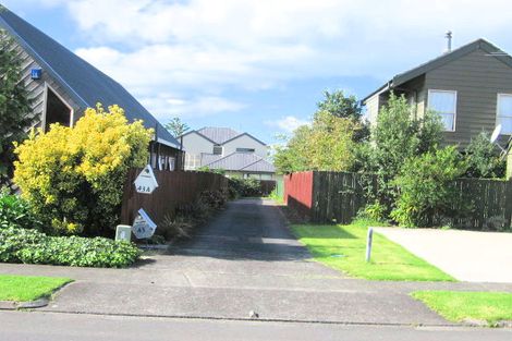 Photo of property in 2/43 Vivian Wilson Drive, Eastern Beach, Auckland, 2012