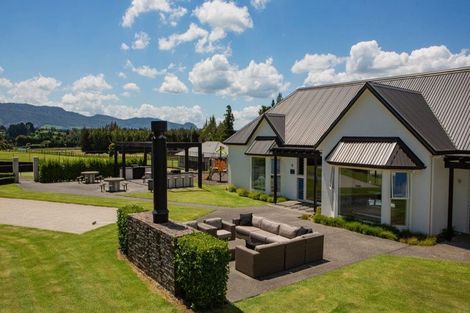 Photo of property in 30 Ballantyne Way, Aongatete, 3178