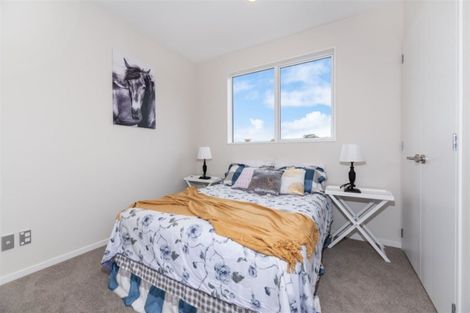 Photo of property in 13 Barrique Road, Kumeu, 0810