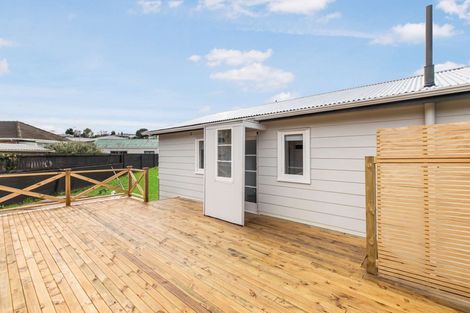 Photo of property in 51 Weymouth Road, Manurewa, Auckland, 2102
