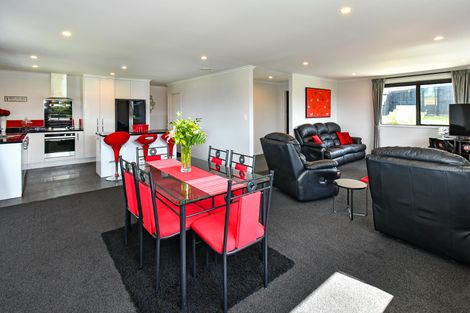 Photo of property in 11 Ulcoats Lane, Pokeno, 2402