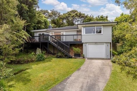 Photo of property in 102 Park Hill Road, Birkenhead, Auckland, 0626